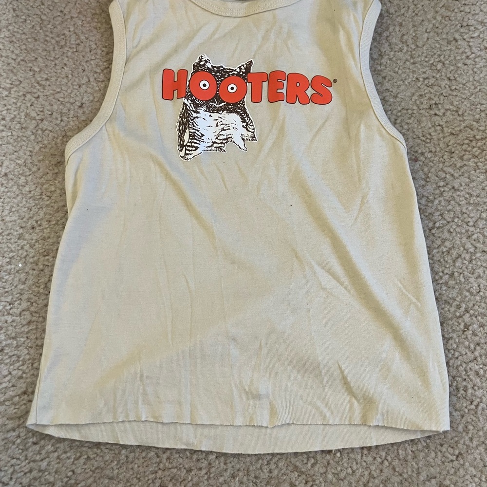 Hooters Cream and Orange Tank Top Casual Sleeveless